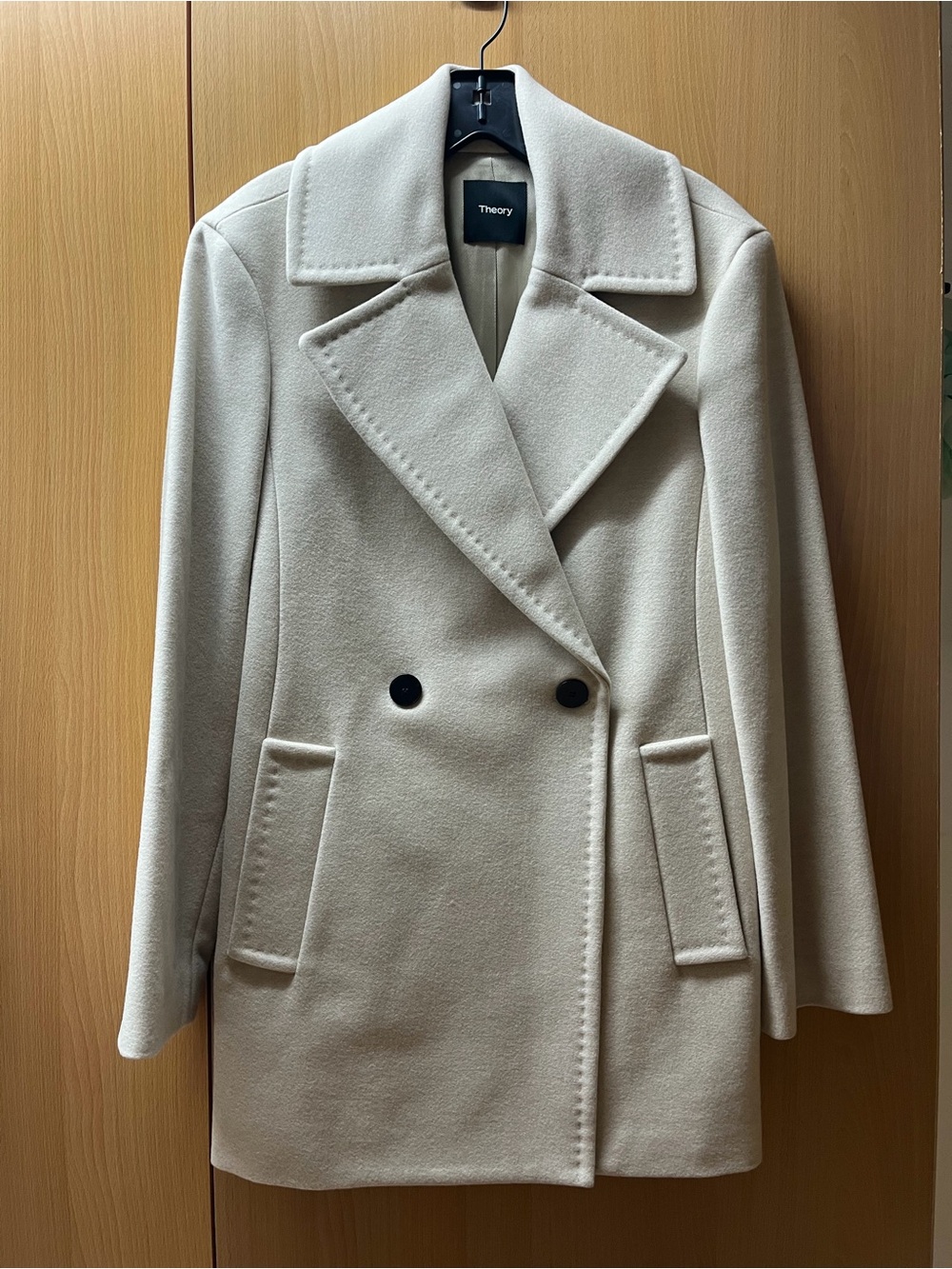 Very Good Condition* Theory Sculpted Peacoat in Recycled Wool Melton | size 8